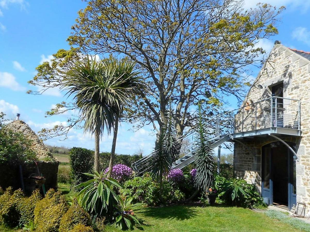 La Grange Aux Lievres, Gites Kerdoel Cléder Εξωτερικό φωτογραφία
