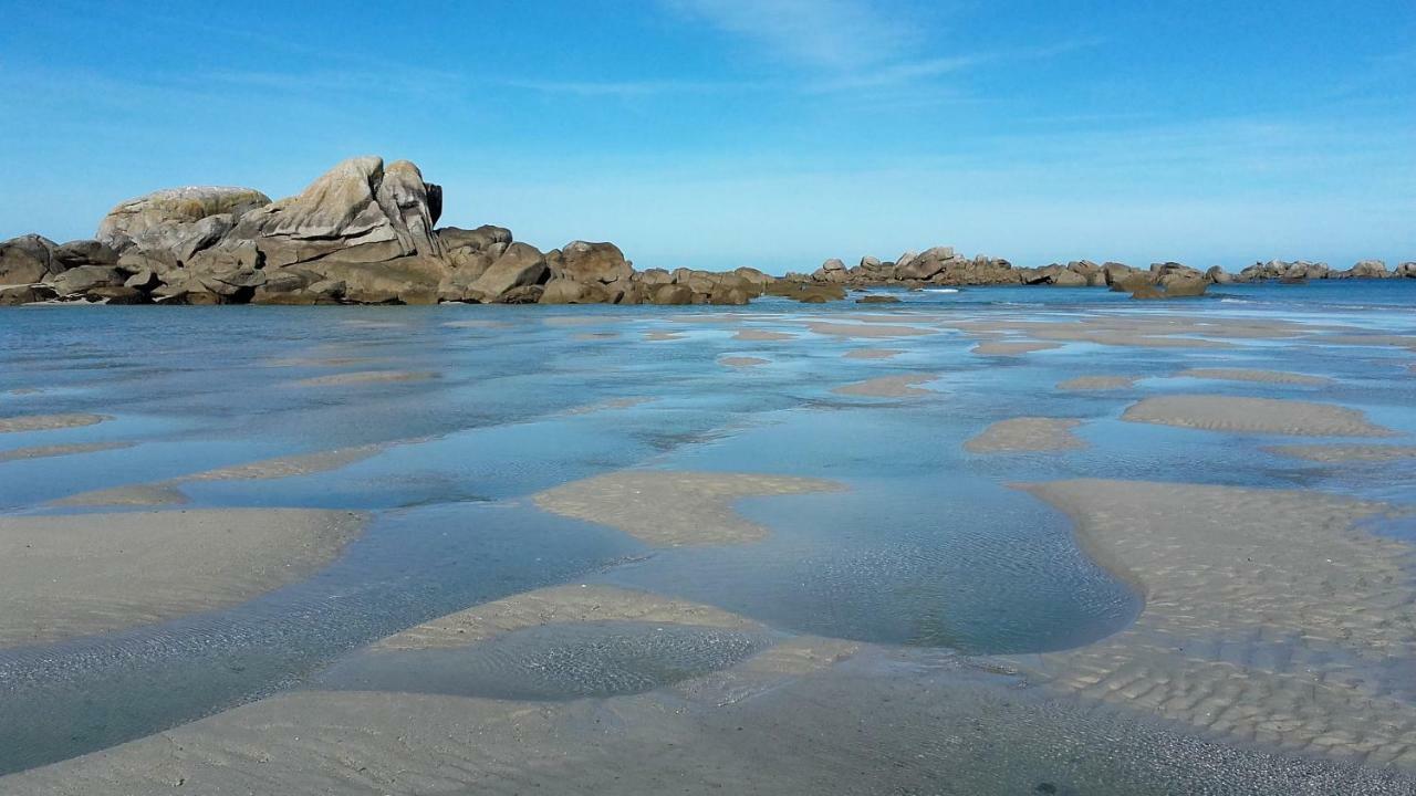 La Grange Aux Lievres, Gites Kerdoel Cléder Εξωτερικό φωτογραφία